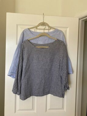 2 linen size L Relaxed Boatneck Crop Tops one blue and one blue and white